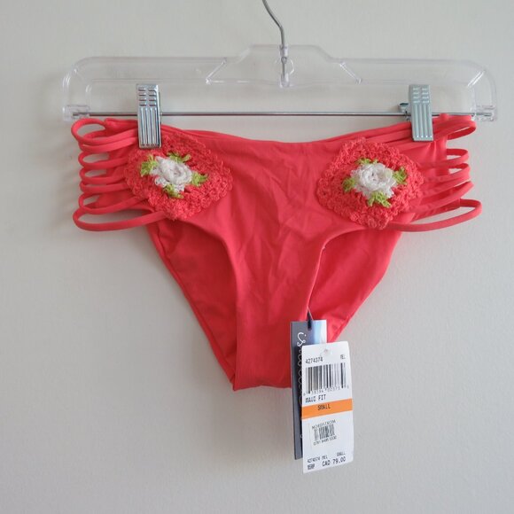 ISABELLA ROSE French Pastry Maui Fit Coral Melon Crochet Bikini Set - Sz S NWT - Picture 10 of 16